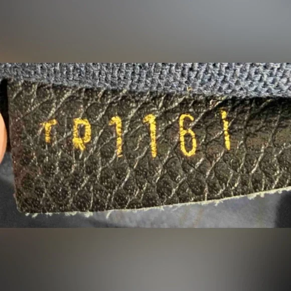 Authentic Louis Vuitton Petillante Empreinte Clutch Blue-Black | Gold Hardware - Picture 13 of 16